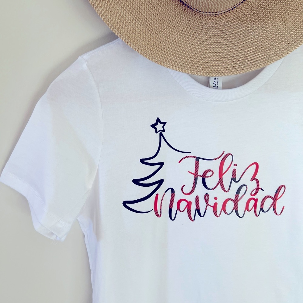 Feliz Navidad Christmas T-Shirt